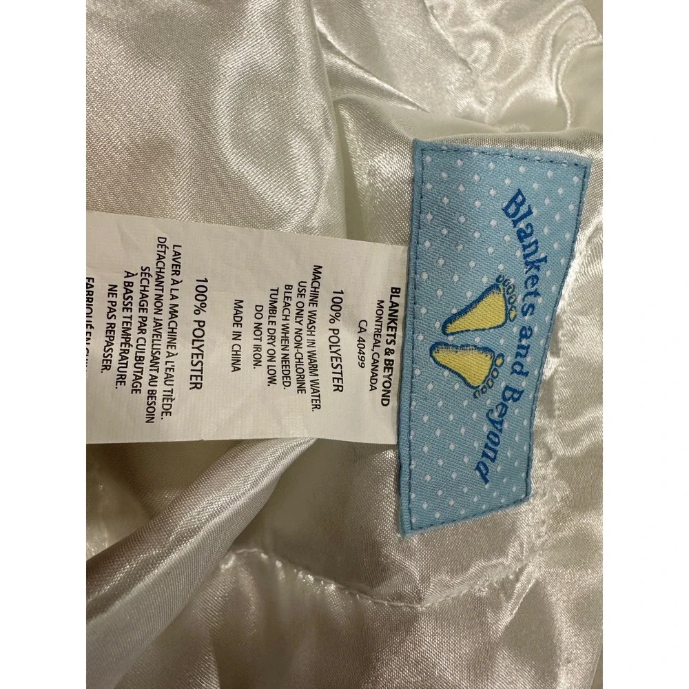 Blankets & Beyond excellent used
